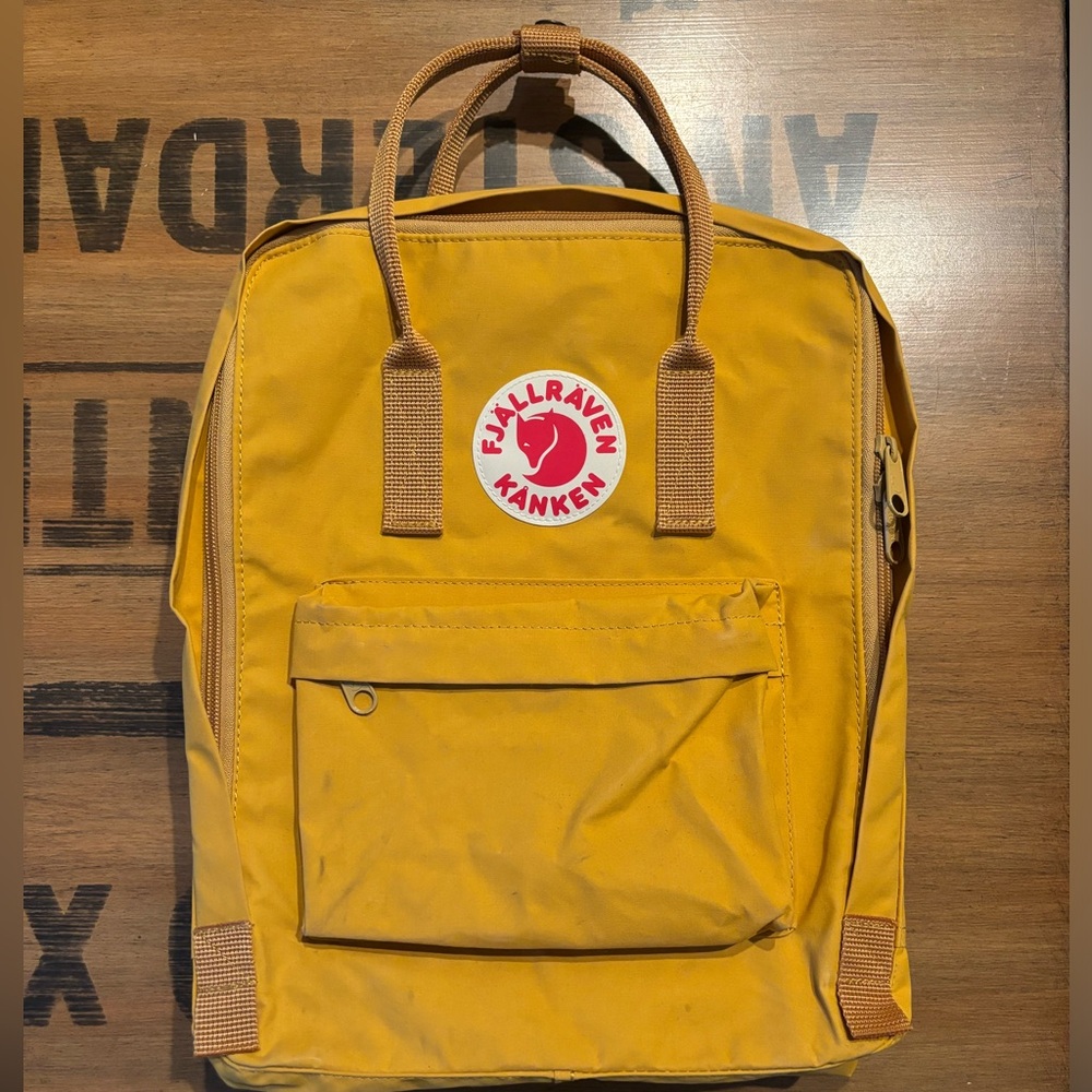 Fjallraven Kanken Original Backpack in Ochre